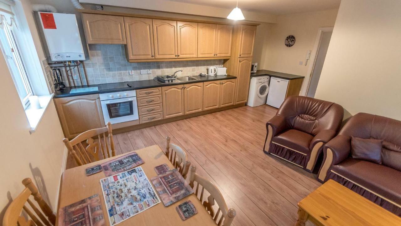 An Sean Ostan Hotel Carrick  Bagian luar foto